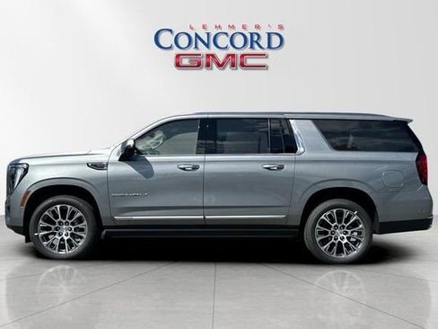 New 2026 GMC Yukon XL Denali AWD/4WD image 7
