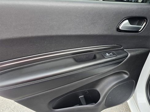 Used 2021 Dodge Durango SXT image 14