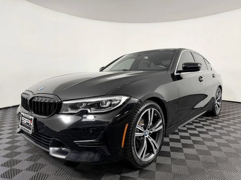Used 2019 BMW 330i Sedan w/ Convenience Package RWD image 2