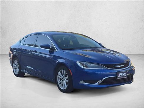 Used 2016 Chrysler 200 Limited FWD image 3