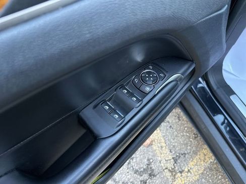 Used 2017 Lincoln MKC Reserve w/ Lincoln MKC Climate Package image 17