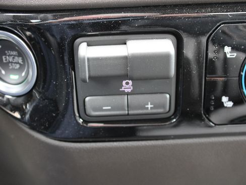 Used 2026 GMC Sierra 1500 SLE RWD image 35