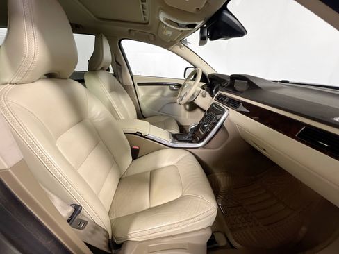 Used 2013 Volvo XC70 T6 image 31