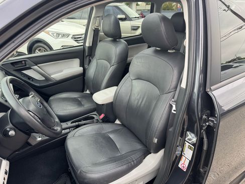 Used 2015 Subaru Forester 2.5i Premium w/ All-Weather Package image 12