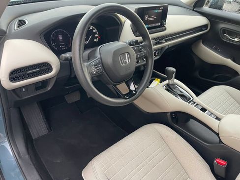 Used 2024 Honda HR-V LX image 5