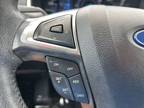 Used 2021 Ford Edge SEL w/ Convenience Package image 25