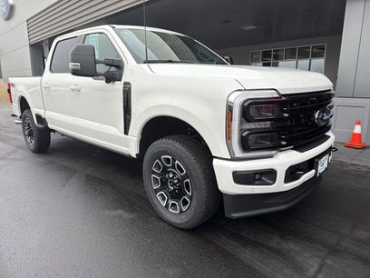 New 2026 Ford F350 Platinum w/ FX4 Off-Road Package