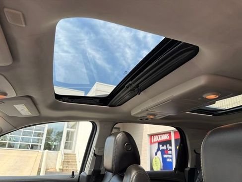 Used 2016 GMC Acadia Denali AWD/4WD image 24
