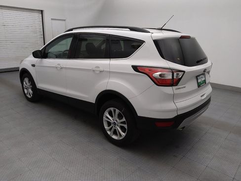 Used 2018 Ford Escape SE w/ Ford Safe & Smart Package FWD image 3