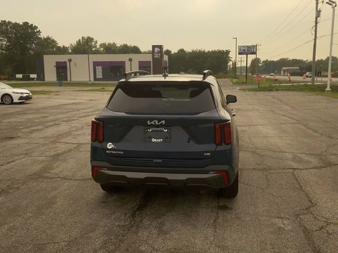 Used 2024 Kia Sorento SX Prestige image 7