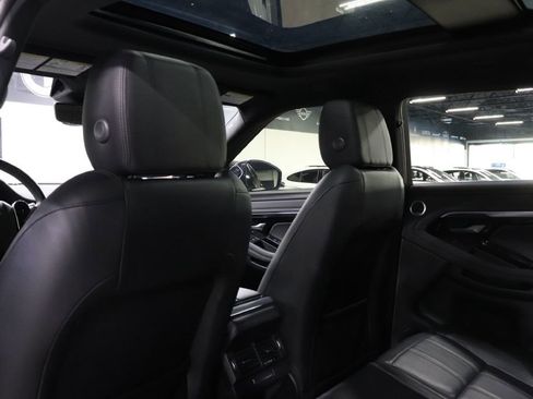 Used 2020 Land Rover Range Rover Evoque S image 17