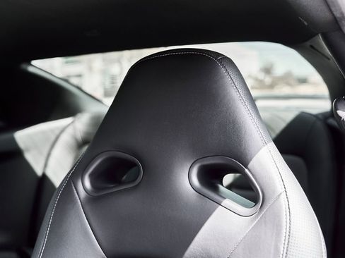 Used 2021 Nissan GT-R Premium image 48