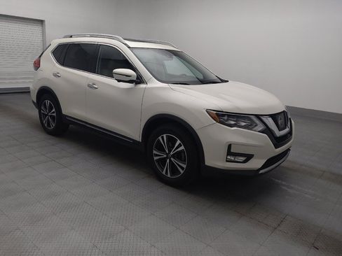 Used 2017 Nissan Rogue SL w/ SL Premium Package FWD image 11