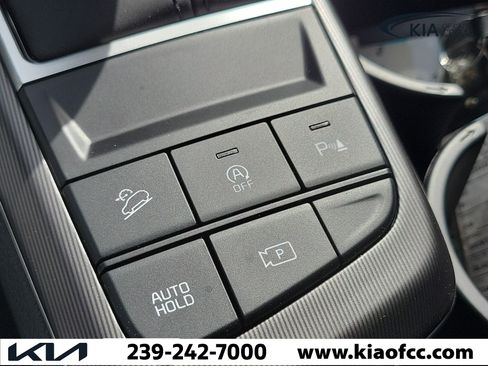 New 2026 Kia Sportage SX FWD image 30