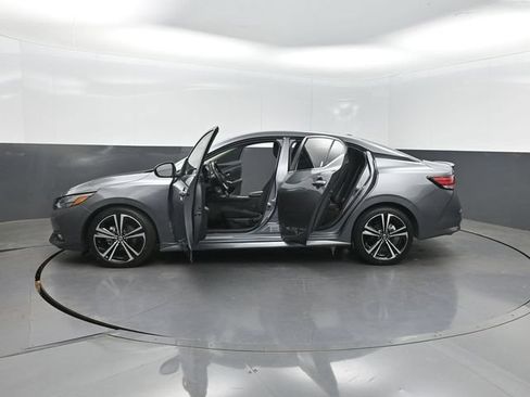 Used 2023 Nissan Sentra SR FWD image 39
