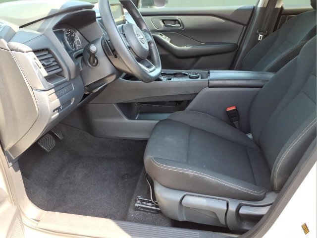 Used 2024 Nissan Rogue S AWD/4WD image 20