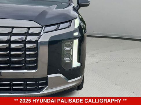Used 2025 Hyundai Palisade Calligraphy AWD/4WD image 10