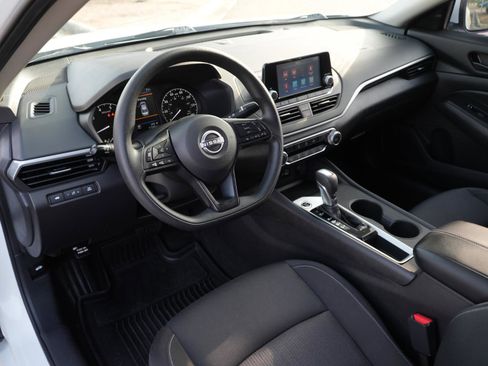 Used 2023 Nissan Altima 2.5 S image 15