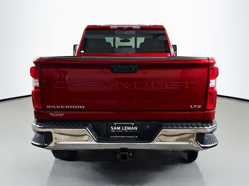 Used 2021 Chevrolet Silverado 2500 LTZ w/ LTZ Plus Package AWD/4WD image 6