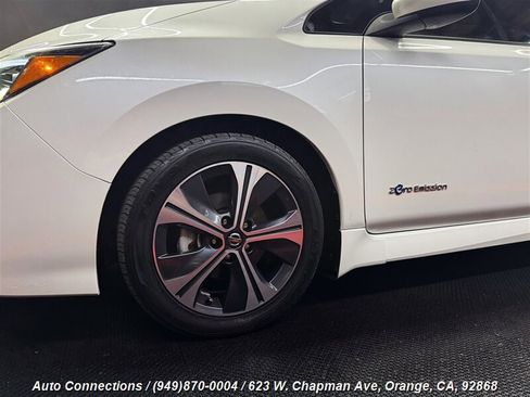Used 2018 Nissan Leaf SV w/ SV Technology Package image 34