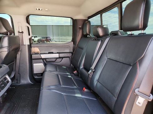 Used 2024 Ford F350 Lariat w/ Lariat Ultimate Package AWD/4WD image 10