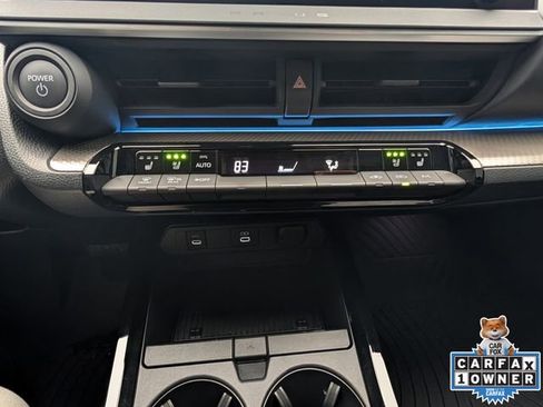 Used 2024 Toyota Prius Limited image 14