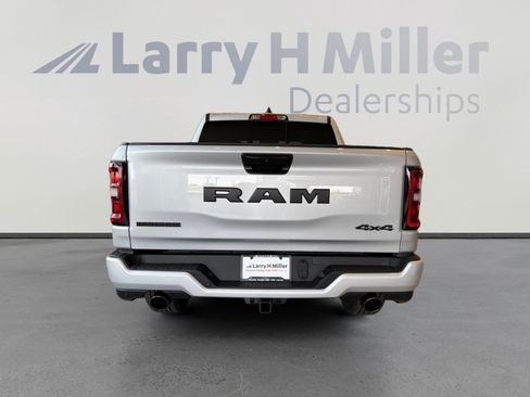 New 2026 RAM 1500 Big Horn AWD/4WD image 4