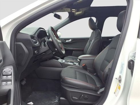 New 2026 Ford Escape ST-Line w/ Tech Pack #1 AWD/4WD image 5