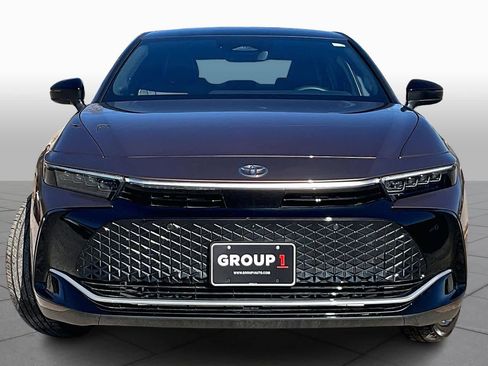 Used 2026 Toyota Crown Limited image 4