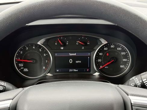 Used 2025 Chevrolet Blazer LT image 15