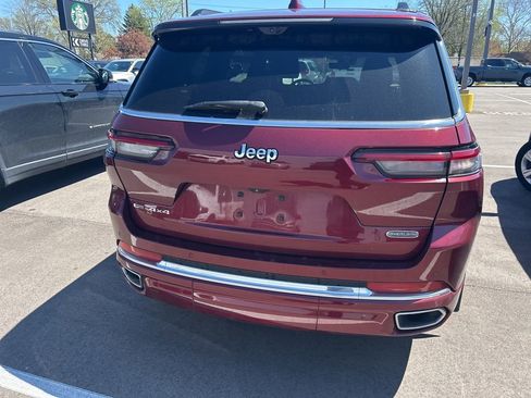 Used 2021 Jeep Grand Cherokee L Overland w/ Luxury Tech Group IV AWD/4WD image 5