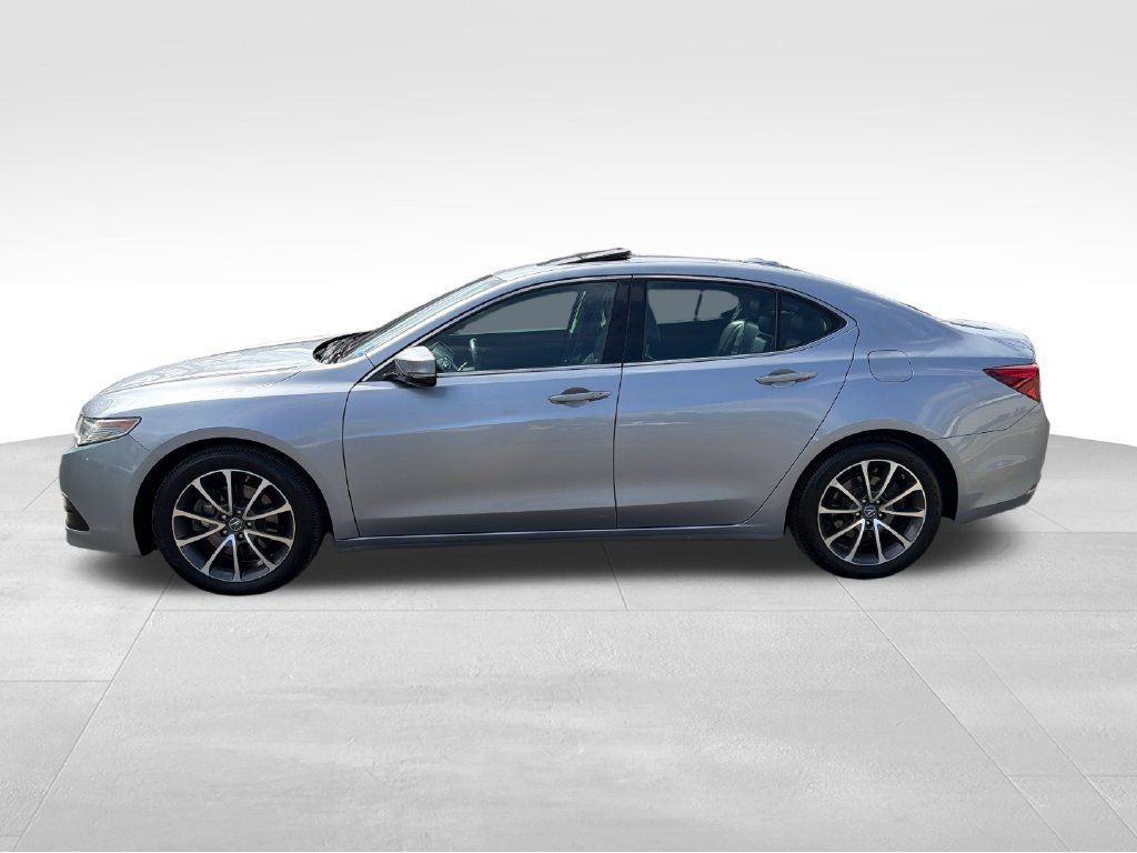 Used 2016 Acura TLX w/ Technology Package FWD image 4