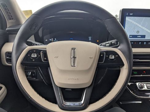 Used 2025 Lincoln Corsair FWD w/ Equipment Group 101A image 13