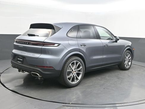 New 2026 Porsche Cayenne AWD/4WD image 7