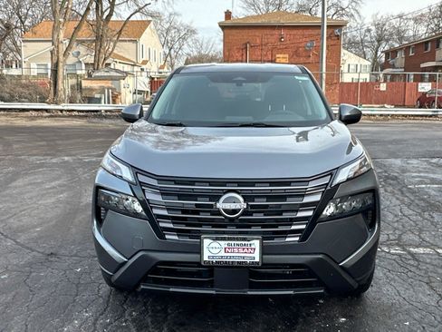 New 2026 Nissan Rogue SV AWD/4WD image 2