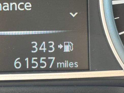 Used 2018 Nissan Sentra SV image 29