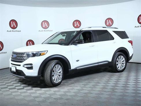 Used 2022 Ford Explorer King Ranch w/ Technology Package image 4