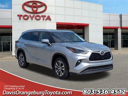 Used 2024 Toyota Highlander XLE