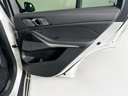 Used 2024 BMW X5 sDrive40i image 32