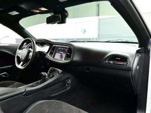 Used 2021 Dodge Challenger R/T Scat Pack RWD image 15