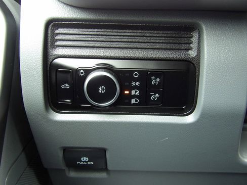 Used 2024 Ford F250 XL w/ STX Appearance Package AWD/4WD image 19