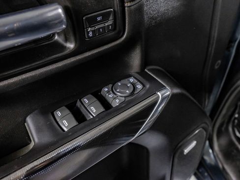 Used 2020 GMC Sierra 2500 AT4 w/ AT4 Premium Package AWD/4WD image 34