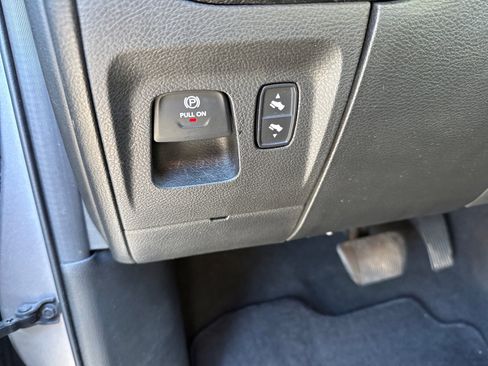 Used 2019 RAM 1500 Big Horn image 28