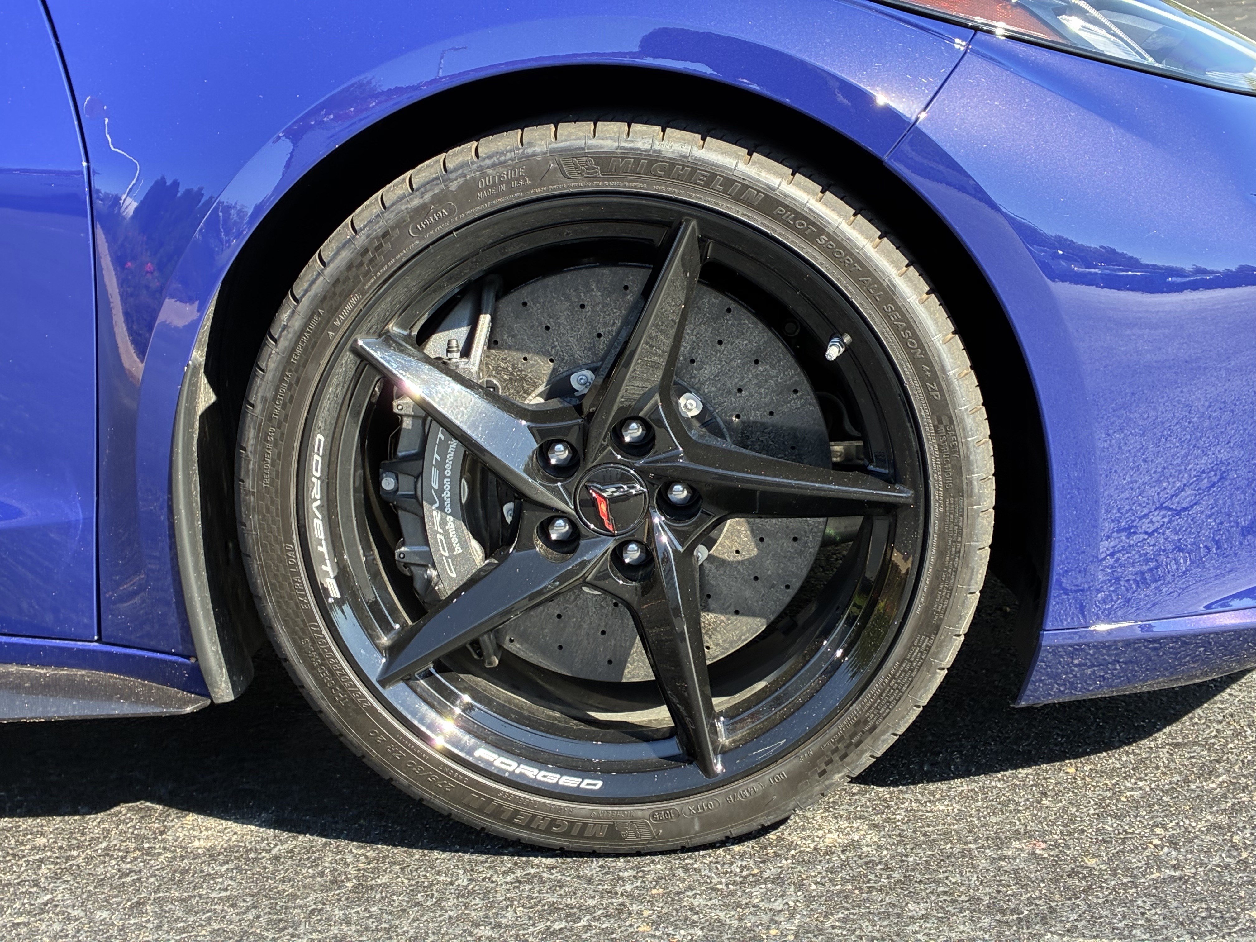 Used 2025 Chevrolet Corvette E-Ray AWD/4WD image 7