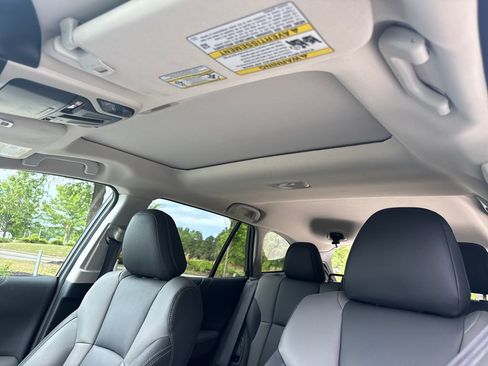 Used 2025 Subaru Outback Onyx Edition AWD/4WD image 31