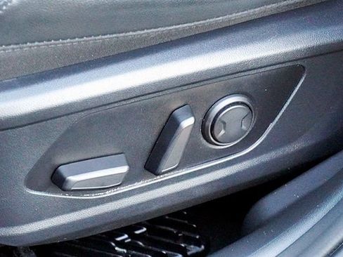 Used 2022 Hyundai Tucson Limited AWD/4WD image 19