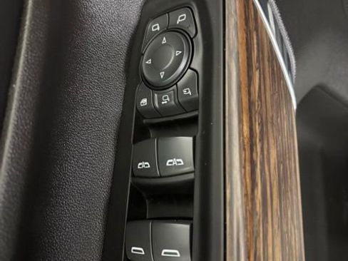 Used 2020 Chevrolet Silverado 2500 High Country w/ Z71 Off-Road Package image 13