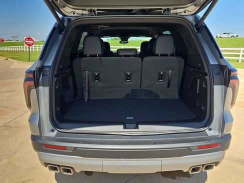 New 2026 Chevrolet Traverse Z71 AWD/4WD image 13