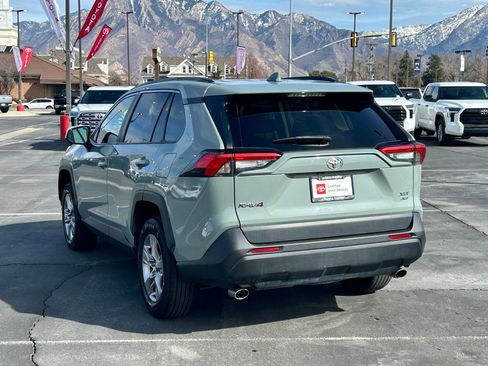 Certified 2022 Toyota RAV4 XLE w/ Convenience Package image 3