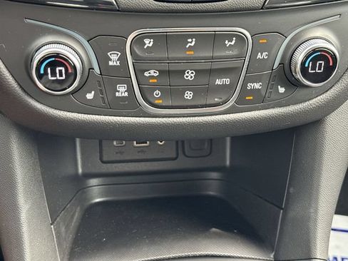 Certified 2023 Chevrolet Equinox RS w/ LPO, Floor Liner Package FWD image 24